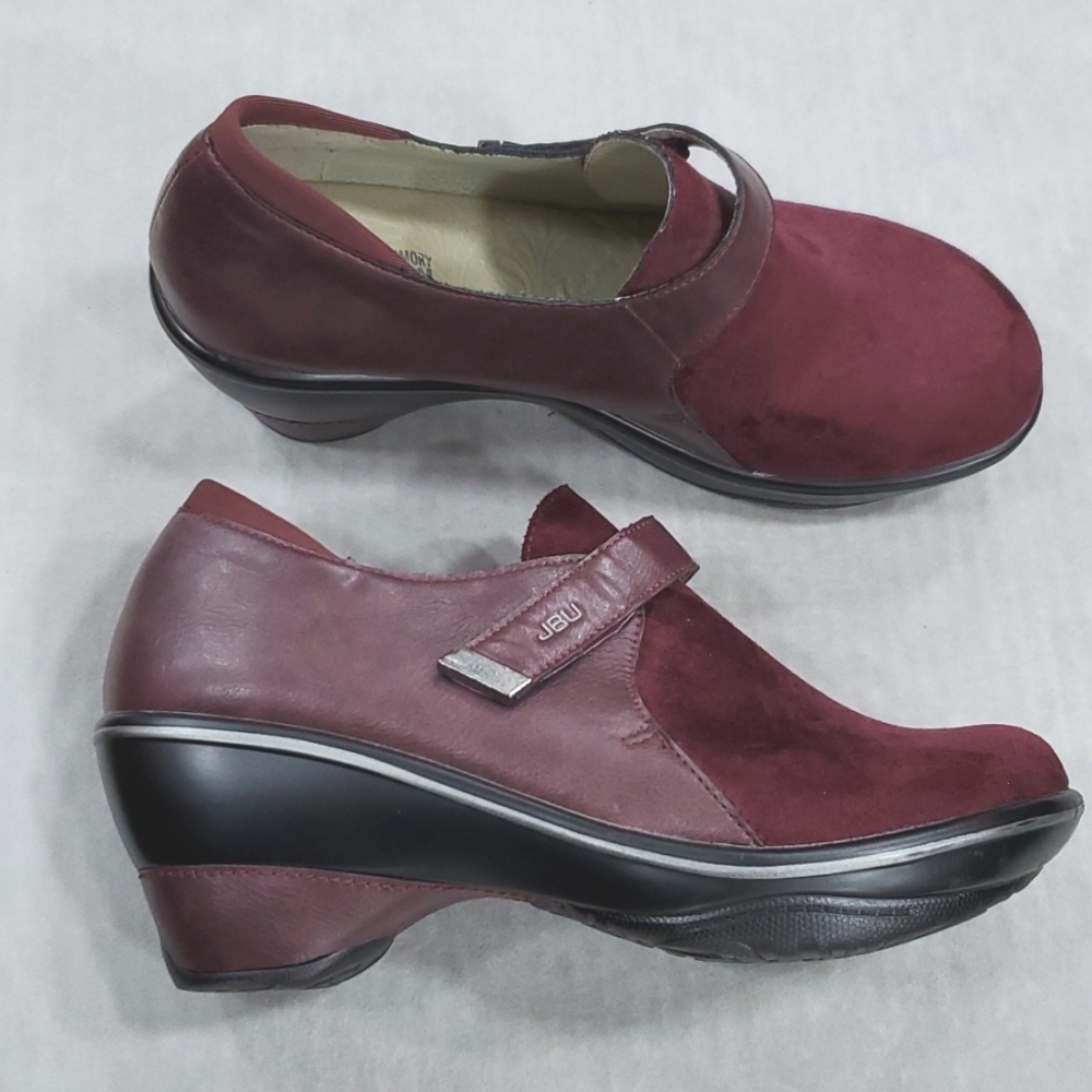 JBU Jambu Sedona clogs women's 9 burgundy wine vegan leather adjustable strap